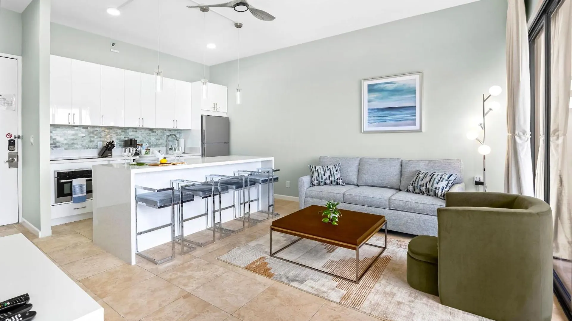 Diamond Head And Ocean View Condo With Parking Honolulu