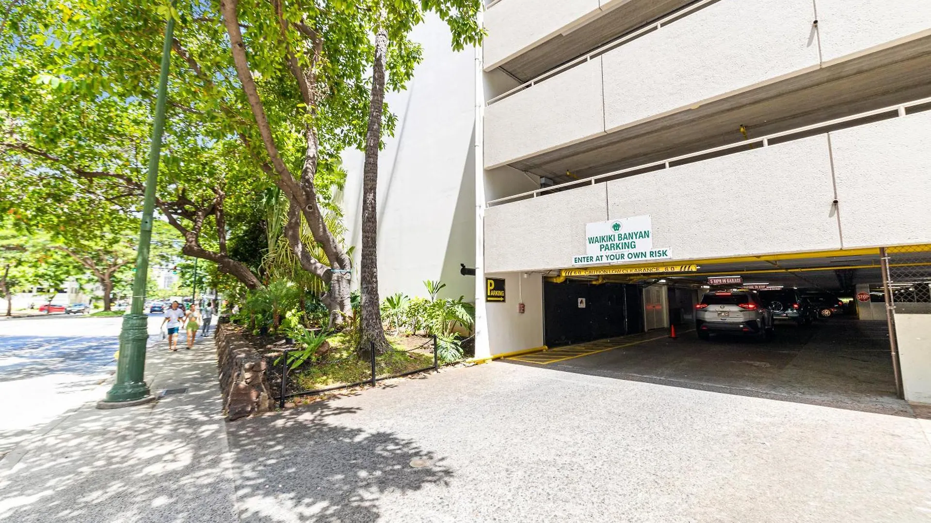 Diamond Head And Ocean View Condo With Parking Honolulu
